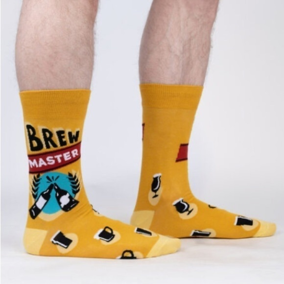 Sock It To Me NWT Yellow Beer Brew Master Crew Socks Novelty Beer Crawl Brewery - Picture 1 of 12